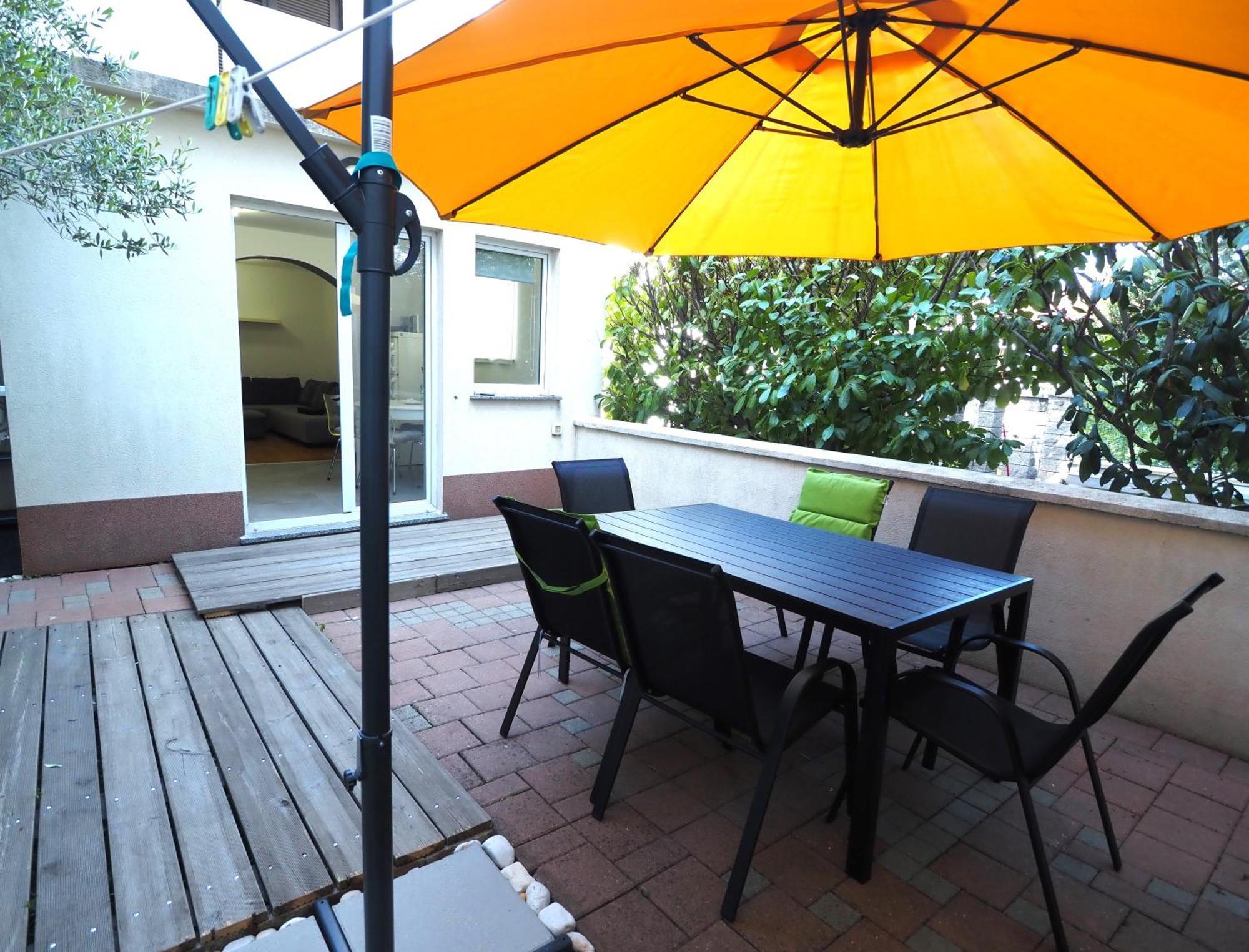 Apartment With Garden In Barbariga Εξωτερικό φωτογραφία