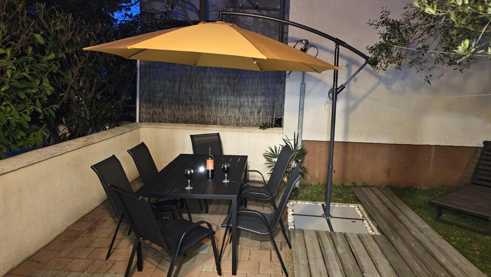 Apartment With Garden In Barbariga Εξωτερικό φωτογραφία