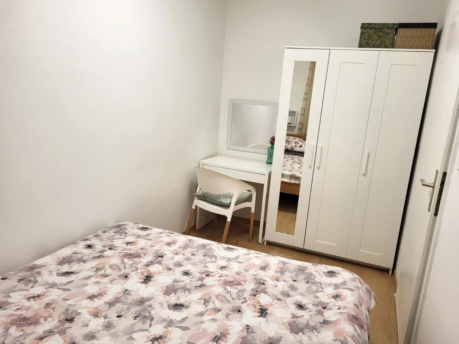 Apartment With Garden In Barbariga Εξωτερικό φωτογραφία